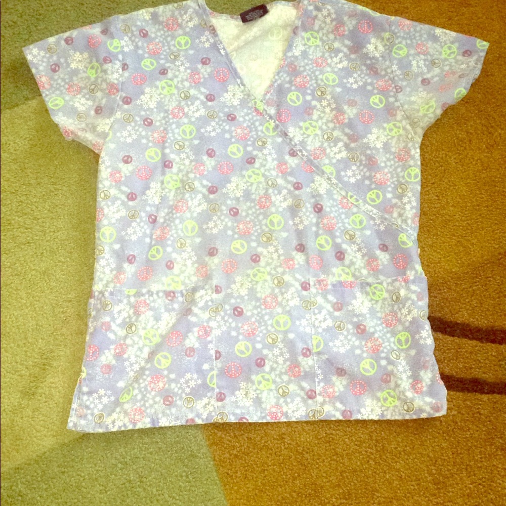 Scrub top